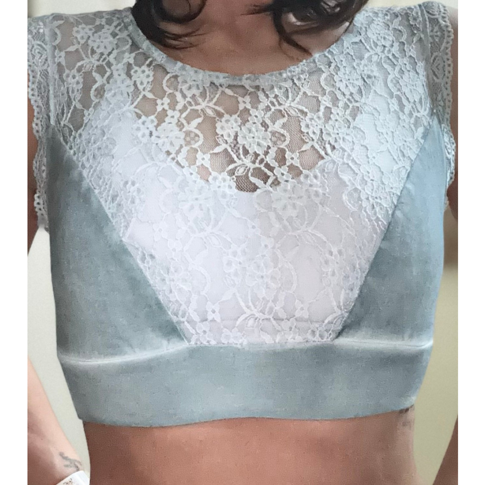 POL crop Top